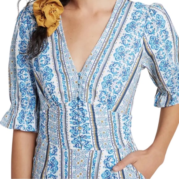 Anthropologie Farm Rio Evie Romper
New without Tags Medium - Picture 3 of 8